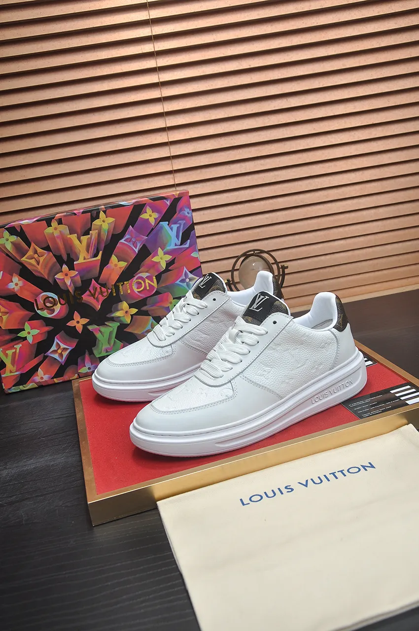 Men's shoes 💰540💶[LOUIS VUITTON] Original order price (water-dyed cowhide lining) new model 🍀LV Louis Vuitton * - top version of LV classic trendy shoes! Made of imported original cowhide, water-dyed cowhide lining, and original wear-resistant rubber outsole! High quality products! Code number 38-45 (45 is custom-made and cannot be returned or exchanged)